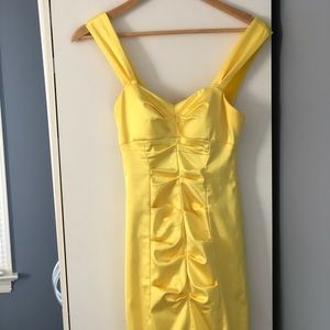 Yellow cache dress *cleaned*